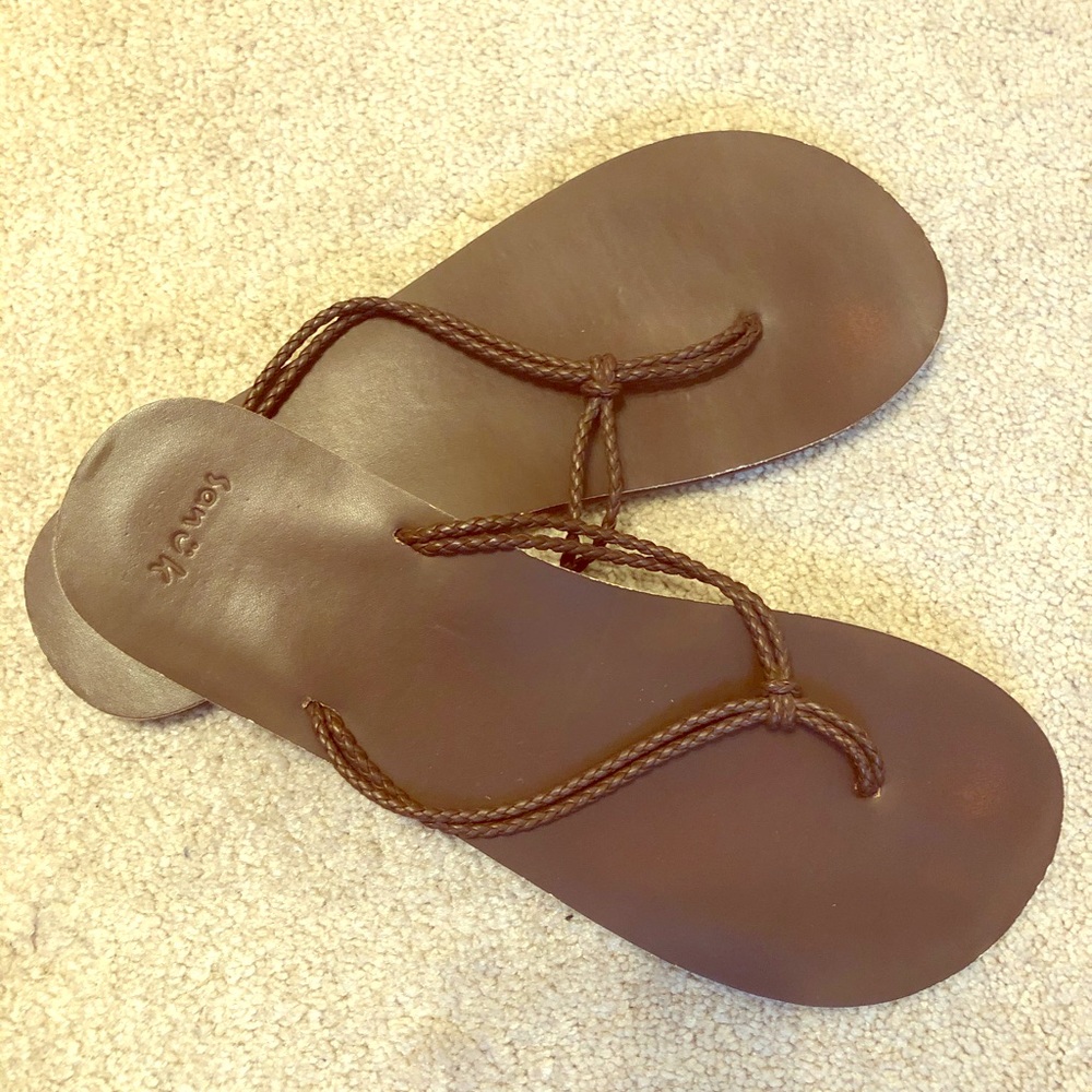 Sanuk flip flops